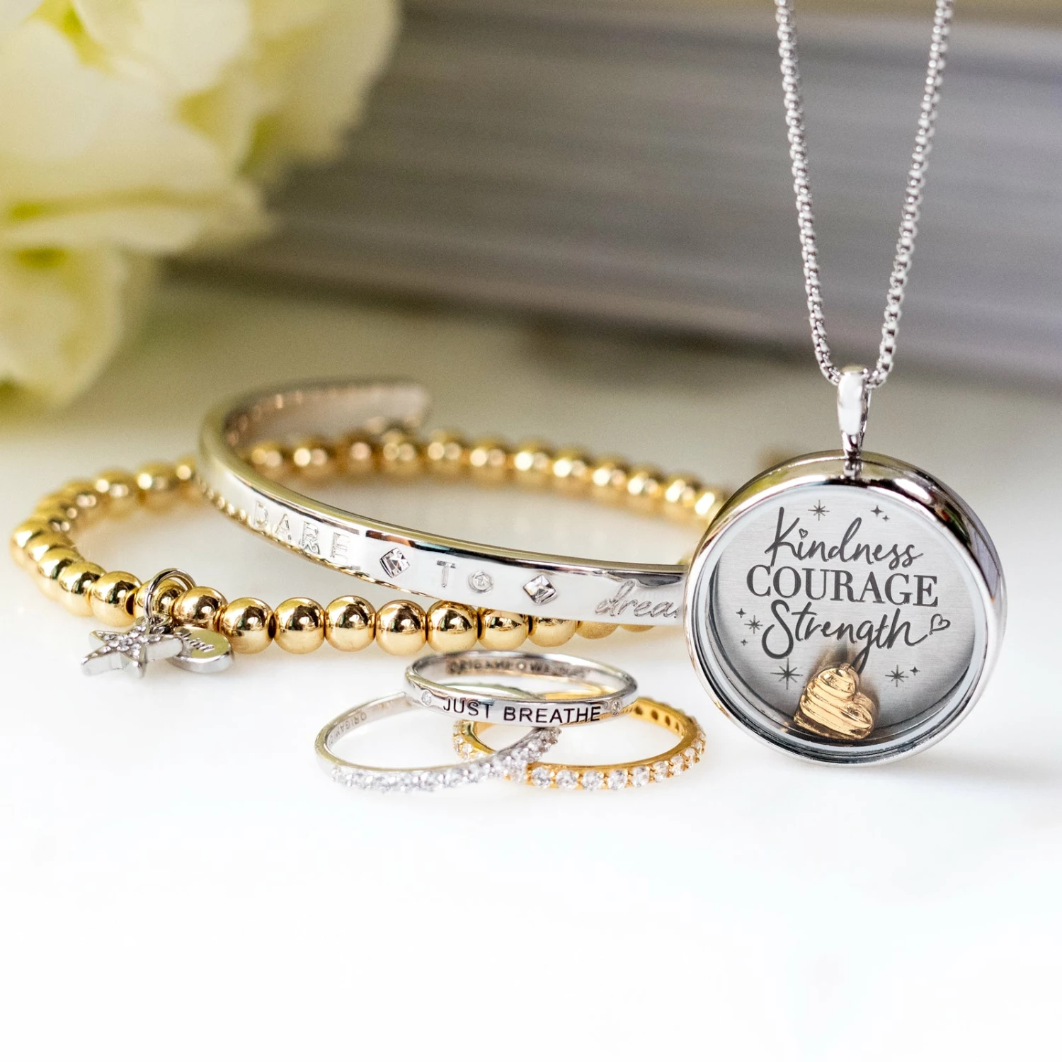 Wholesale ๐ Origami Owl Disney "Kindness, Courage, Strength" Plate ๐งจ 4 Wholesale ๐ Origami Owl Disney "Kindness, Courage, Strength" Plate ๐งจ - Image 2