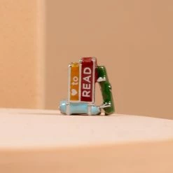 Discount 🧨 Origami Owl Teaching Books Charm 😀