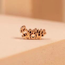 Discount 🛒 Origami Owl Bonus Mom Charm ✔️