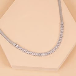 New ✨ Origami Owl Baguette Crystal Snake Chain Necklace 😀