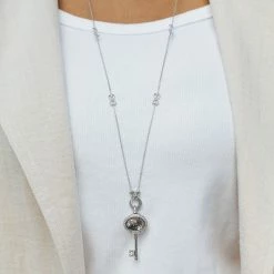 Deals ✨ Origami Owl Silver Modern Key Convertible Living Locket ⭐ 12 Deals ✨ Origami Owl Silver Modern Key Convertible Living Locket ⭐ -Thinkgoodness Shop ojmr90dft7bawpwtx5uq