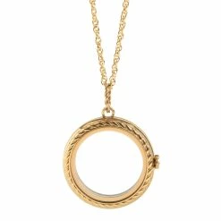 Wholesale 🎉 Origami Owl Justice League Wonder 👩 Woman Locket 🌟 -Thinkgoodness Shop tczdphqyk5rpesrptqhp bd319f34 6520 4a0a 88bc d99c393d5aef