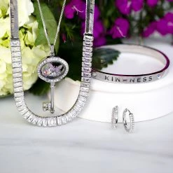 New ✨ Origami Owl Baguette Crystal Snake Chain Necklace 😀 -Thinkgoodness Shop wyqov3cmet6jgqcexrbr